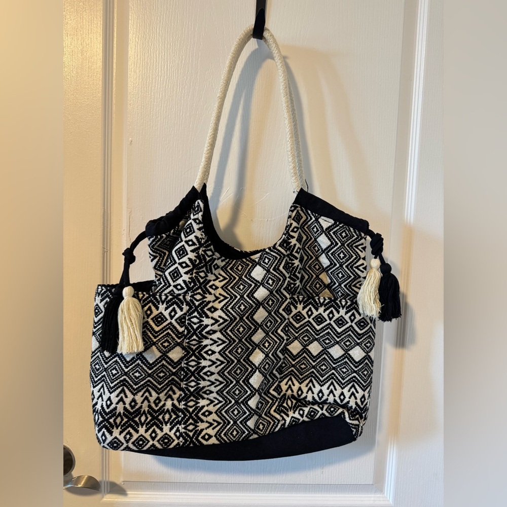 Black and White Geometric Tote Bag